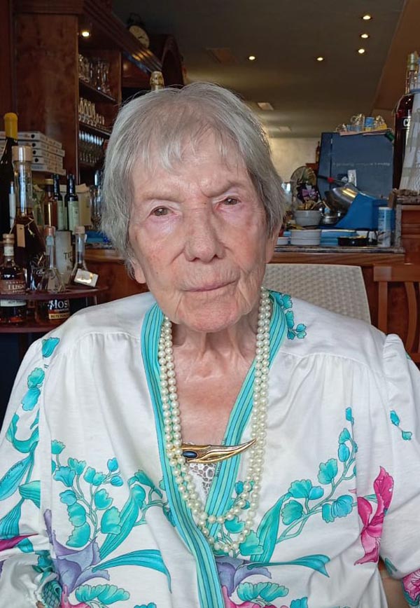 Angela Tiboni (Angiolina)