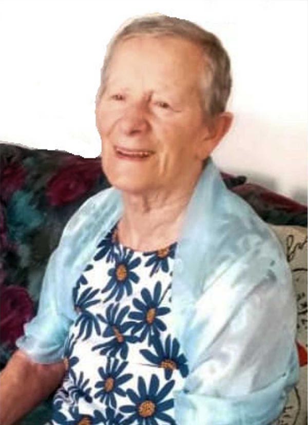 Giuliana Bertoli in Bianchi